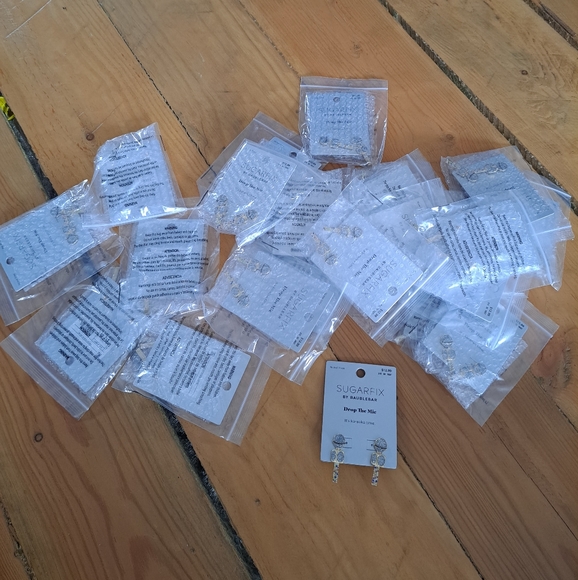 Earrings - Picture 2 of 2